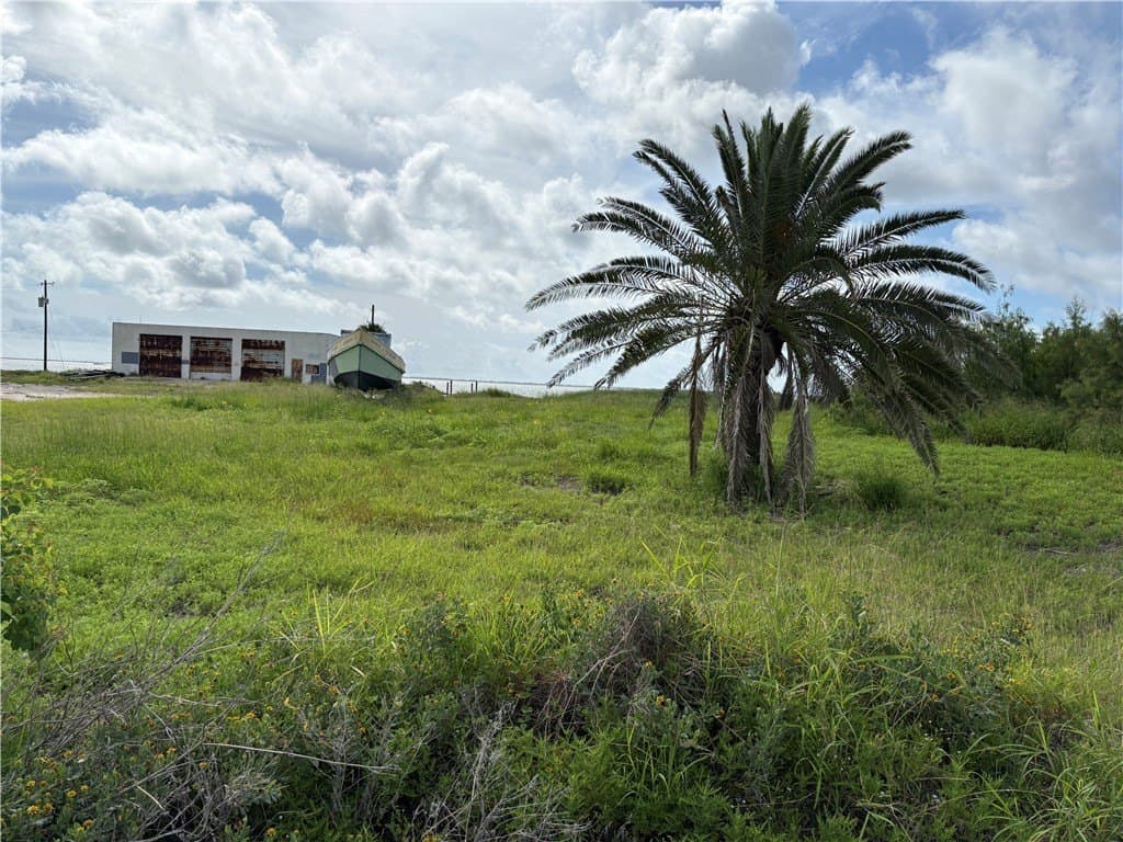 0.41 acres in Nueces County
