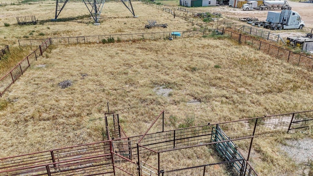 159 acres in Midland County - photo 17