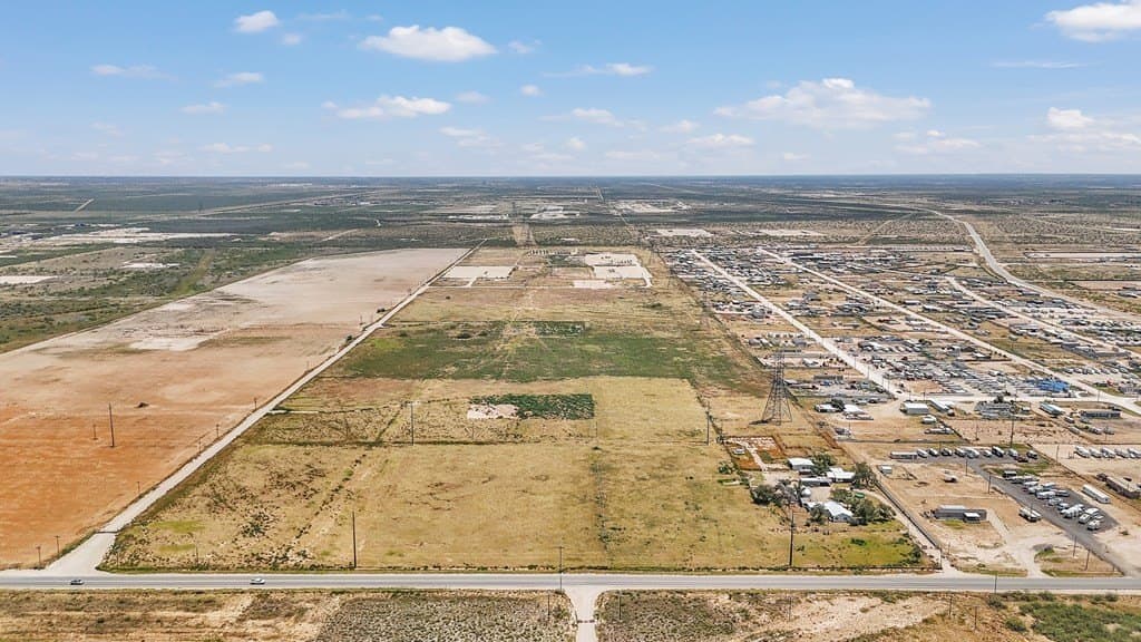 159 acres in Midland County - photo 2