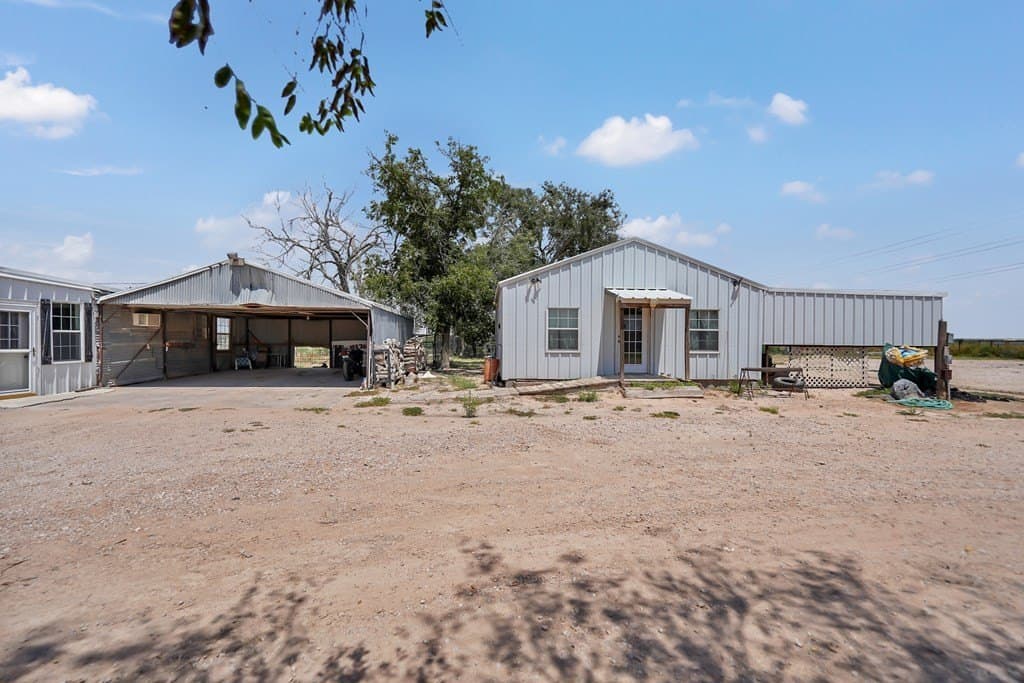159 acres in Midland County - photo 31