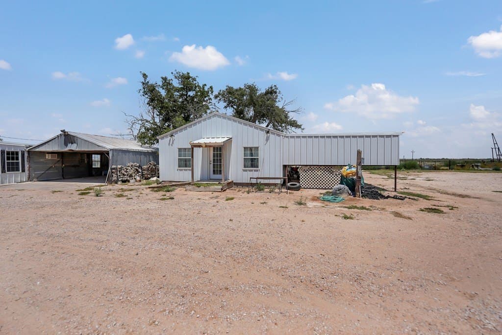 159 acres in Midland County - photo 30