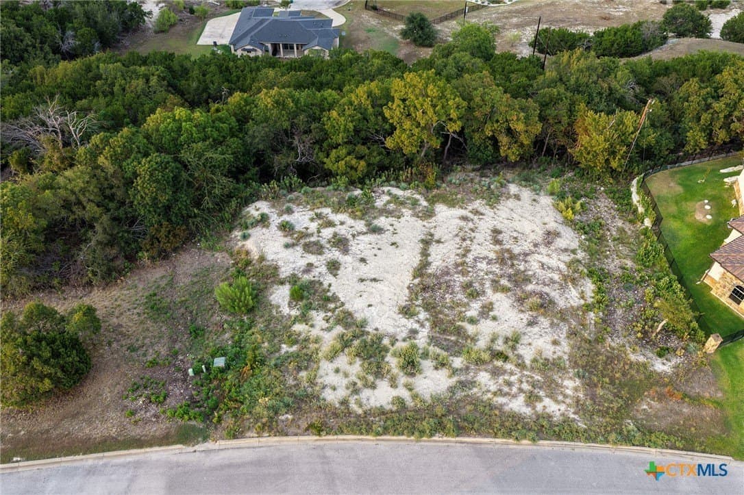 0.85 acres in Bell County - photo 5