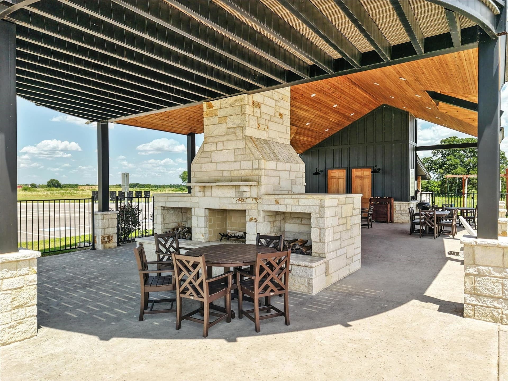 1.05 acres in Navarro County - photo 15