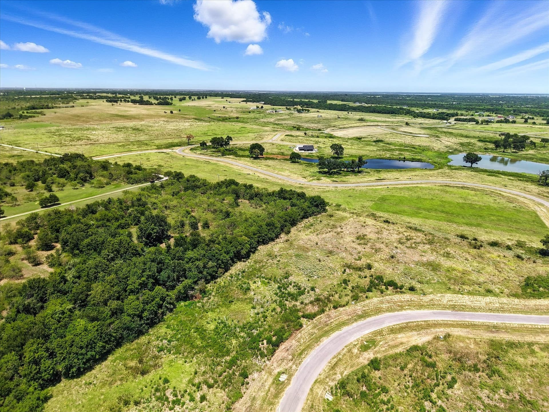 1.05 acres in Navarro County - photo 27