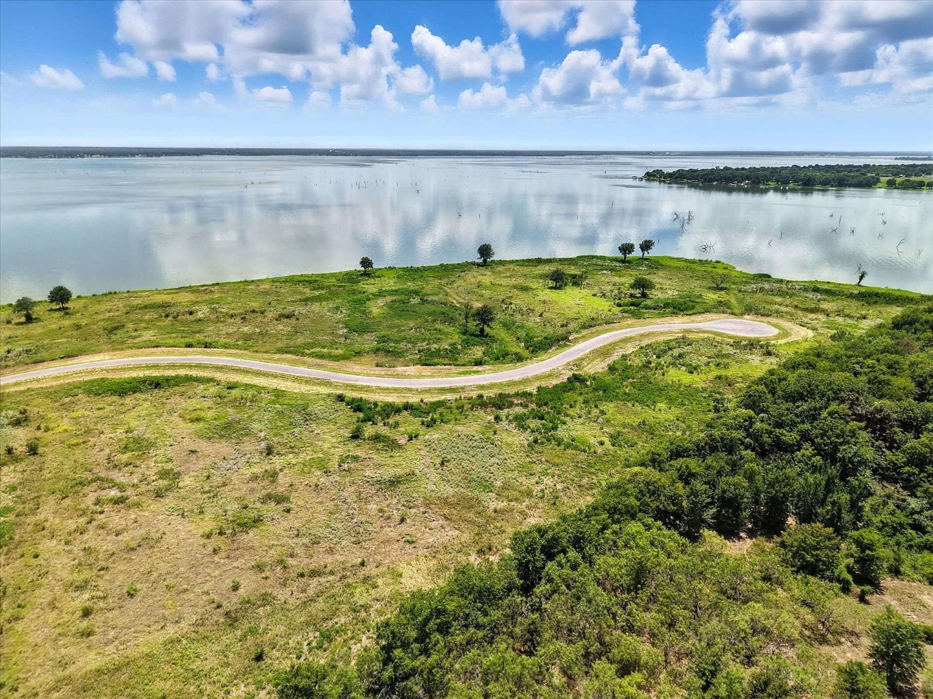 1.05 acres in Navarro County - photo 36