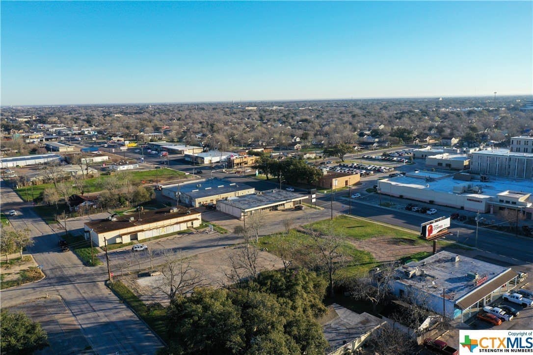 0.89 acres in Victoria County - photo 10