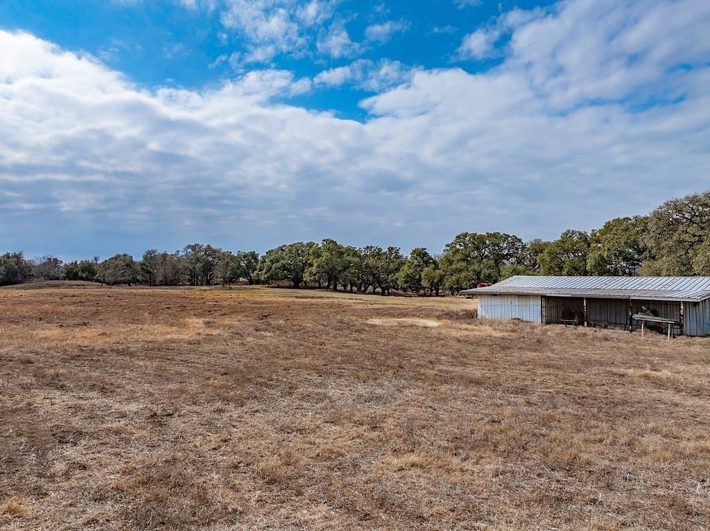 20 acres in Fayette County gallery image 2