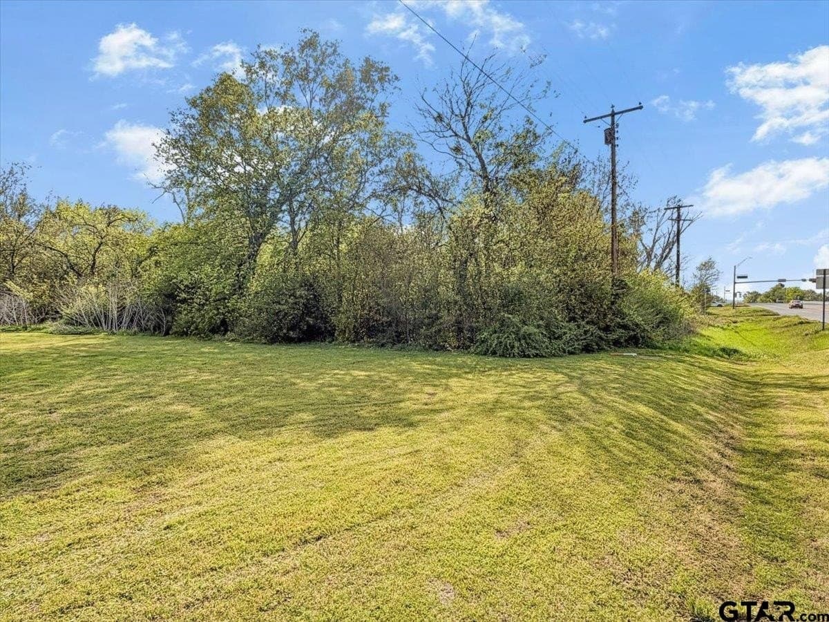 2.03 acres in Smith County featured view