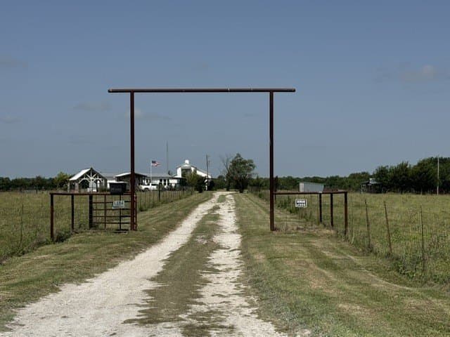 20.64 acres in Hunt County - photo 40