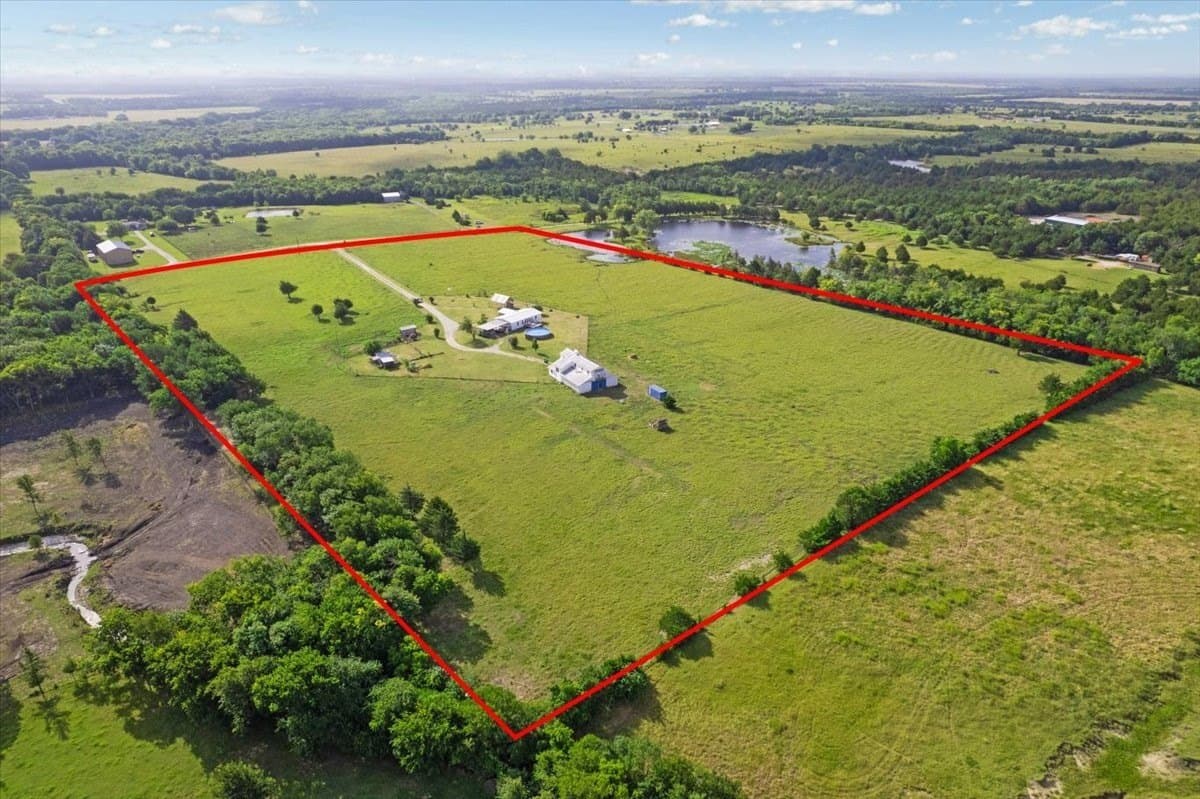 20.64 acres in Hunt County - photo 39