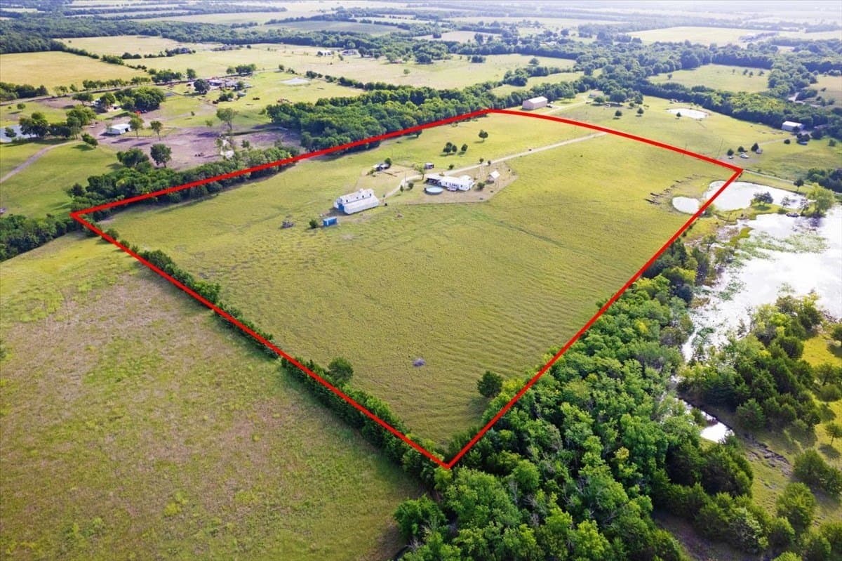20.64 acres in Hunt County - photo 38