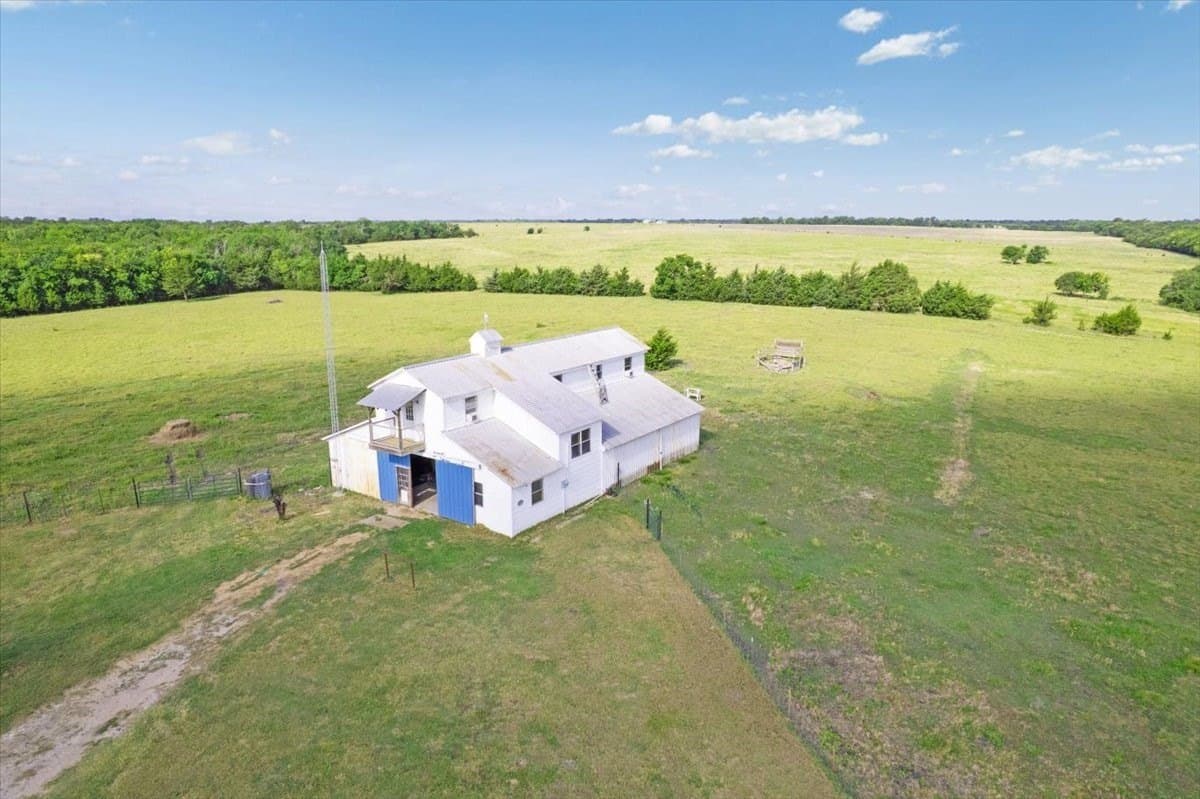 20.64 acres in Hunt County - photo 3