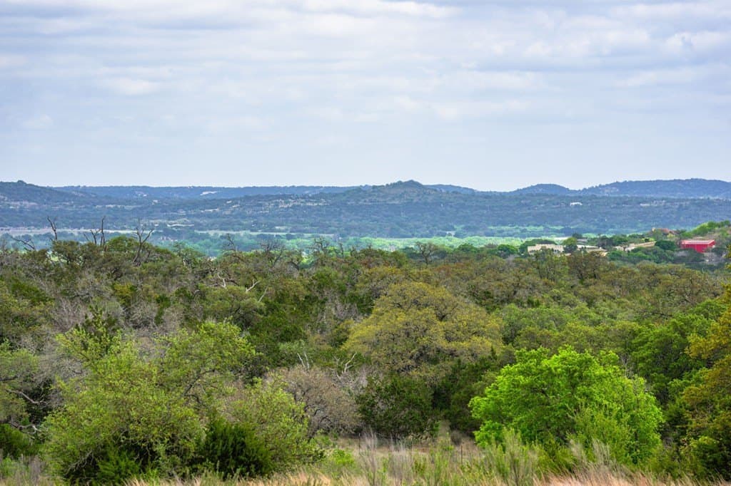 5.01 acres in Kerr County gallery image 4