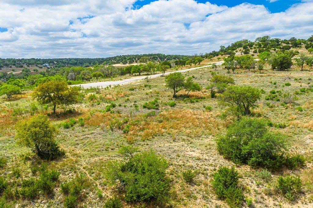 5.01 acres in Kerr County - photo 15