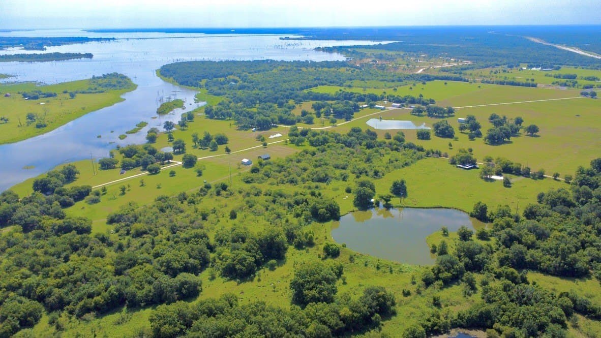18.95 acres in Navarro County - photo 11