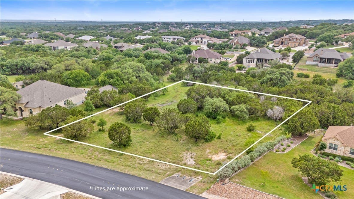 1.16 acres in Comal County gallery image 2