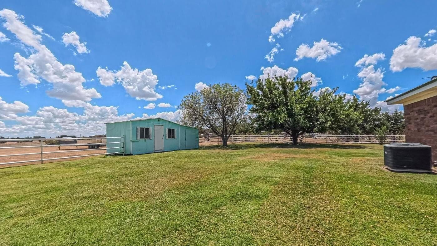 15.3 acres in Hutchinson County - photo 8