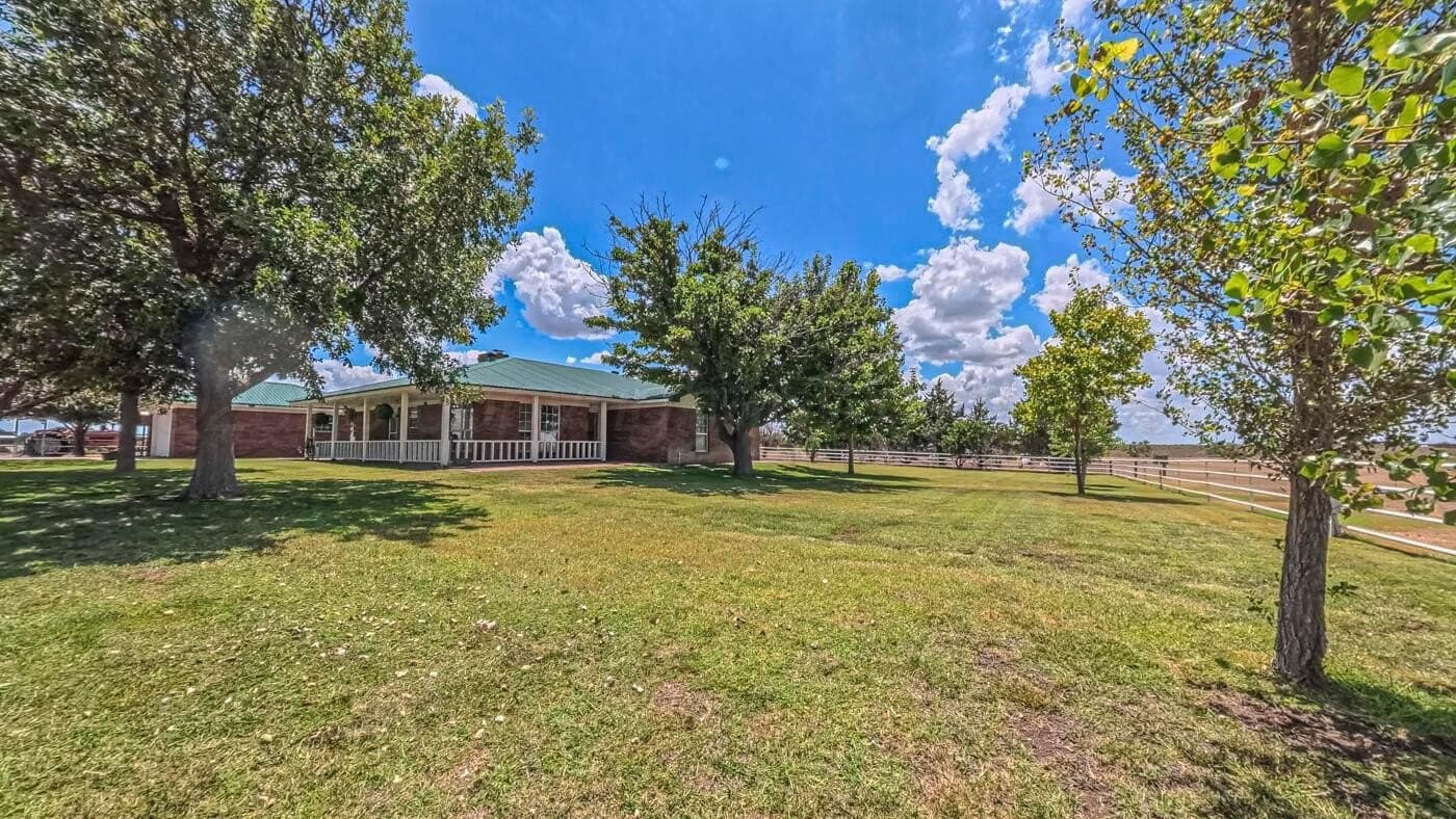 15.3 acres in Hutchinson County - photo 6