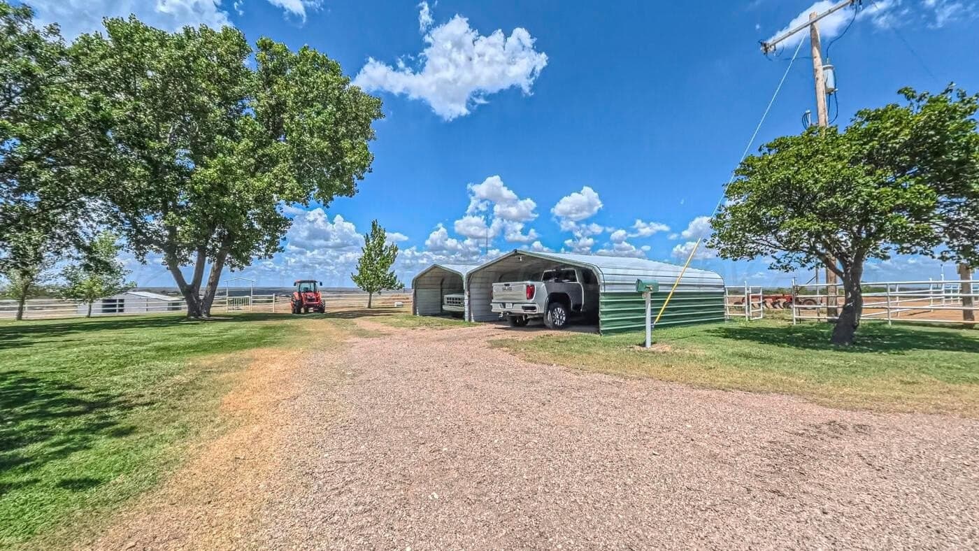 15.3 acres in Hutchinson County gallery image 4