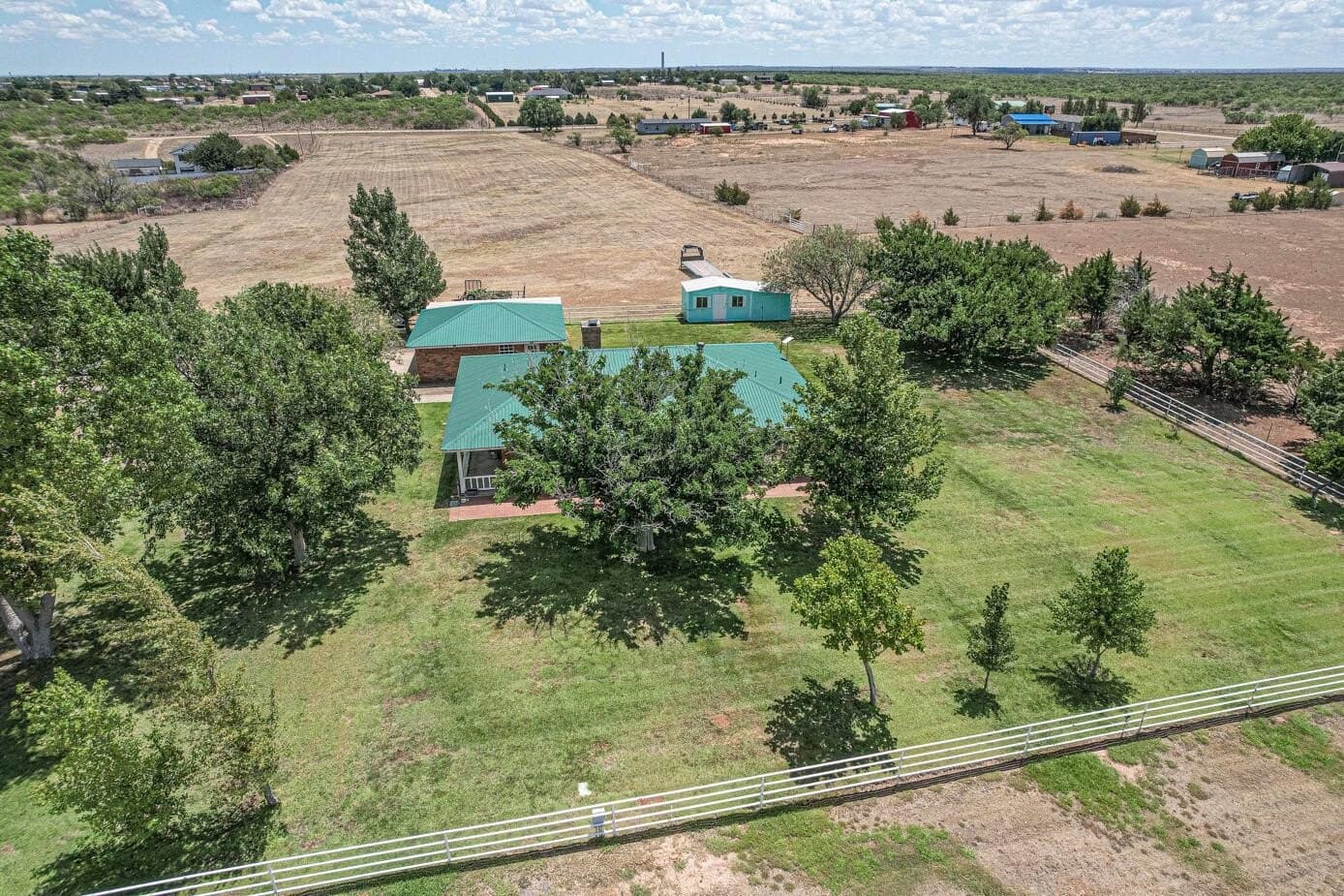 15.3 acres in Hutchinson County - photo 29