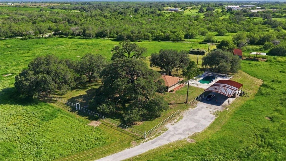 10.93 acres in Live Oak County - photo 37