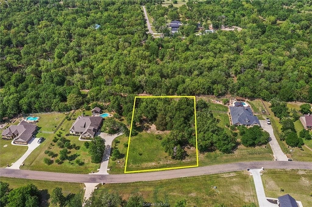 1.08 acres in Grimes County featured view