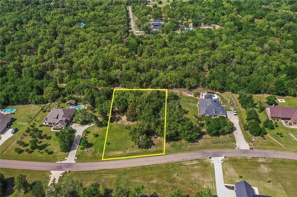 1.08 acres in Grimes County gallery image 4