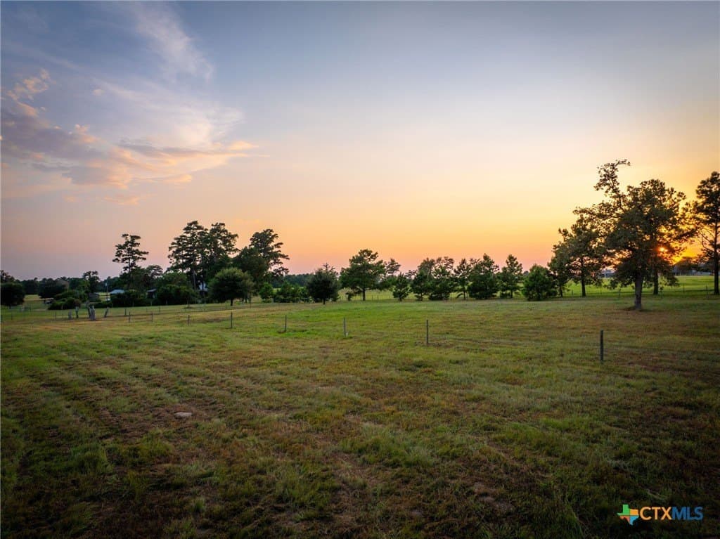 65 acres in Colorado County - photo 44