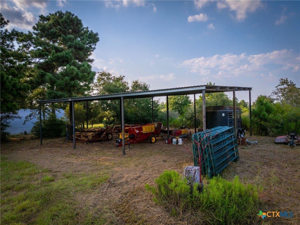 65 acres in Colorado County - photo 27