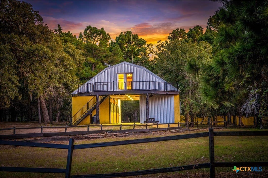 65 acres in Colorado County gallery image 2