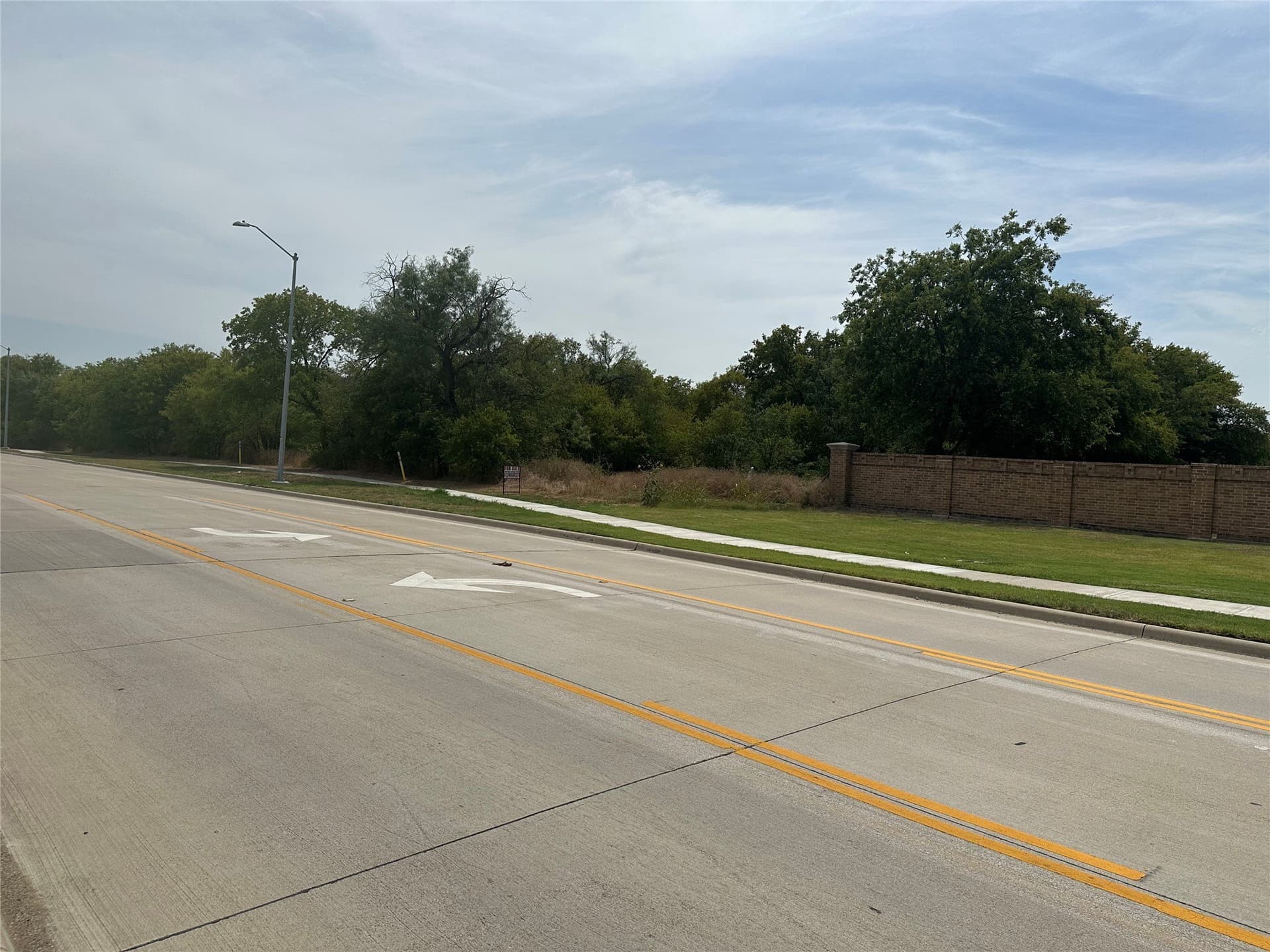 13.4 acres in Tarrant County gallery image 2