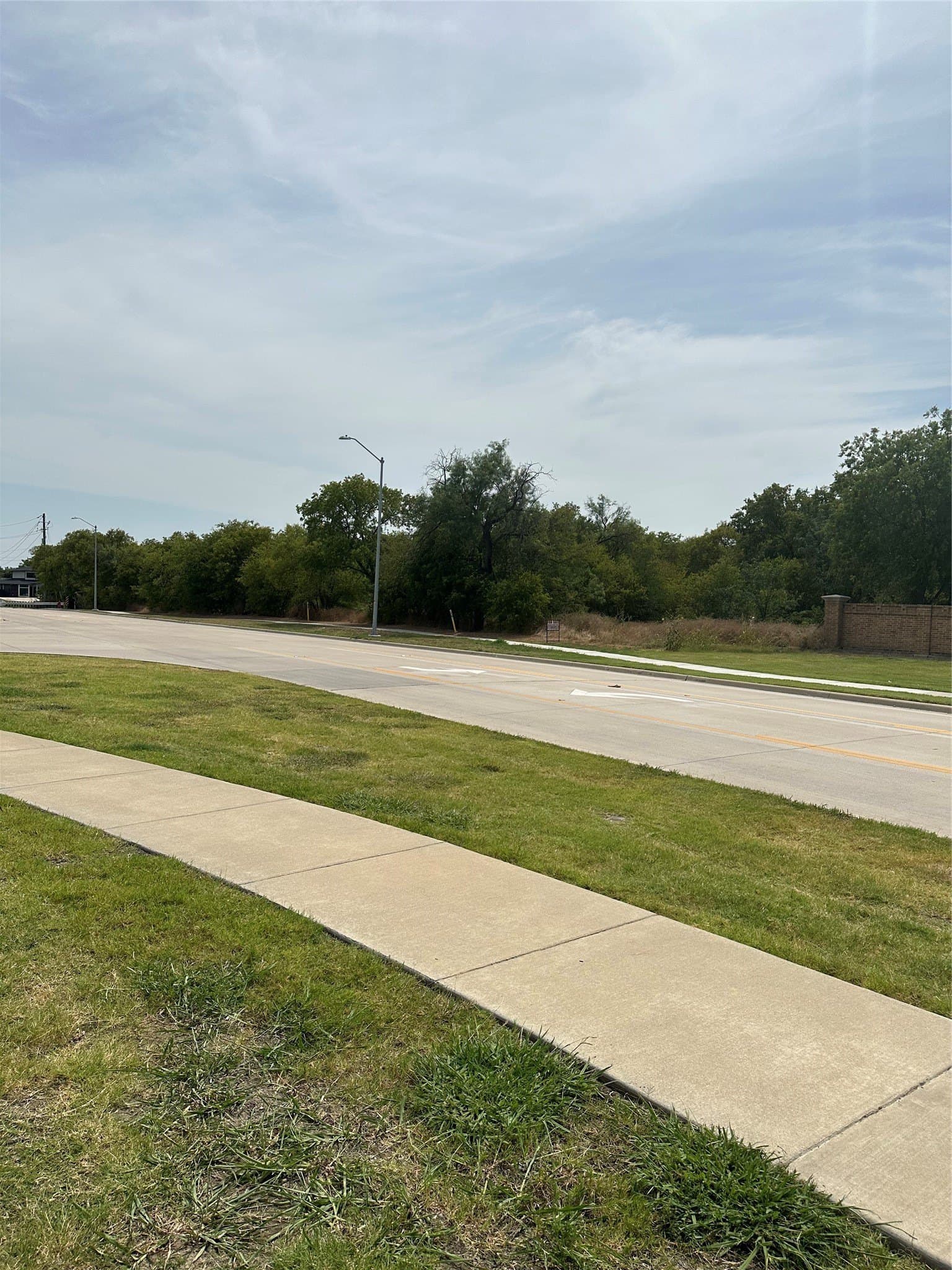 13.4 acres in Tarrant County gallery image 3