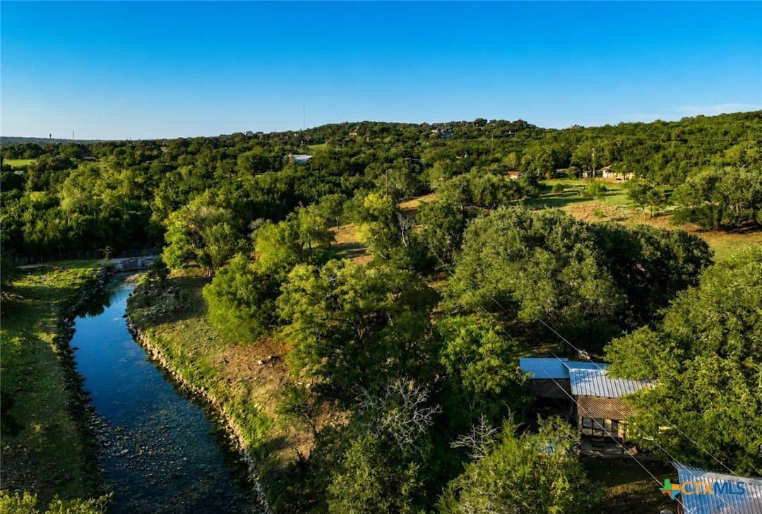 33 acres in Hays County - photo 25