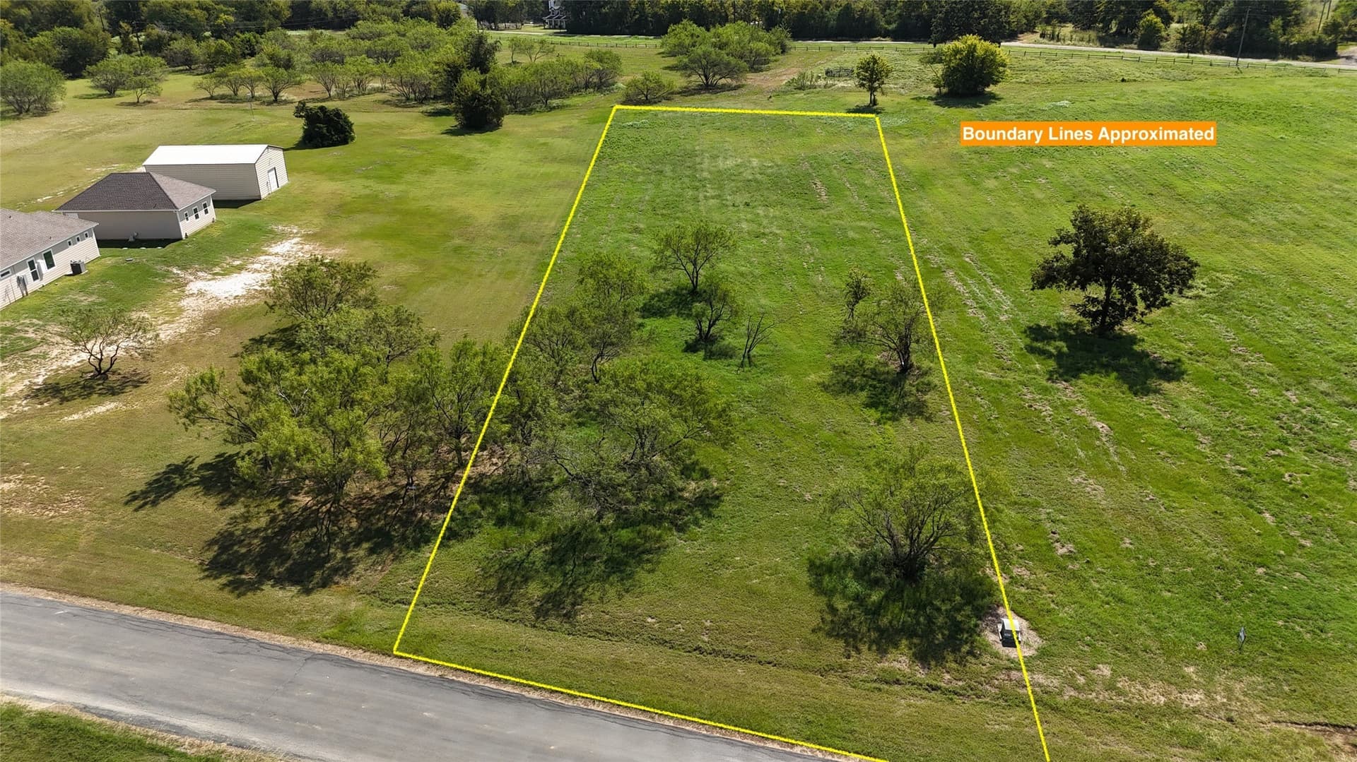 1.08 acres in Navarro County - photo 8