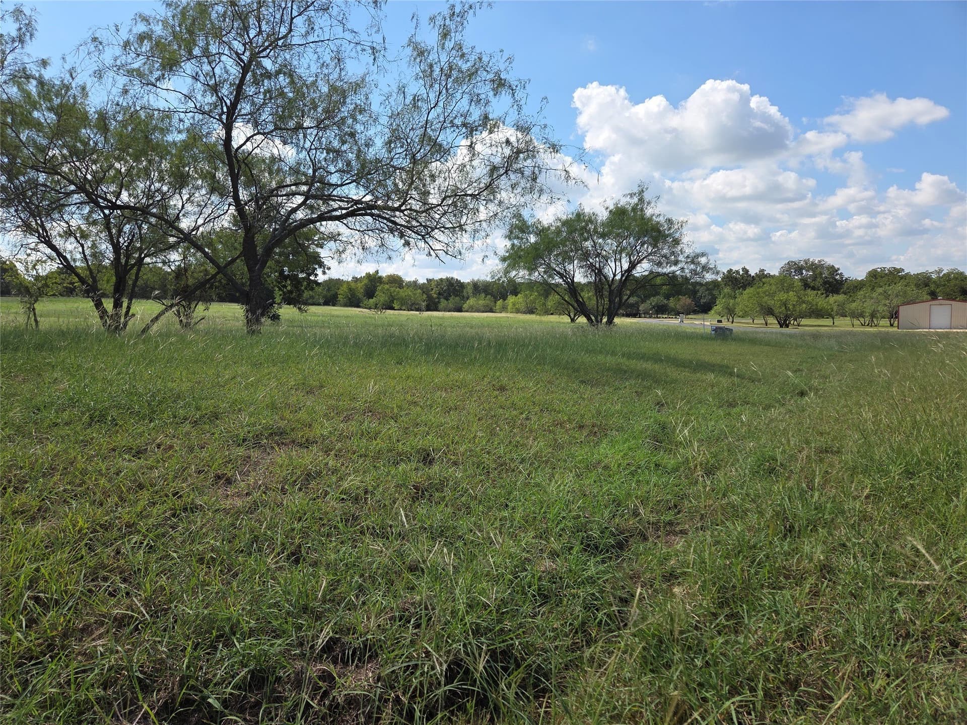 1.08 acres in Navarro County featured view