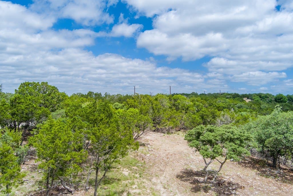 3.87 acres in Kerr County - photo 8