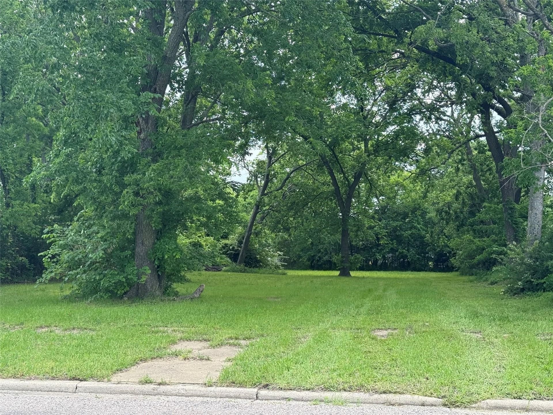 0.23 acres in Grayson County