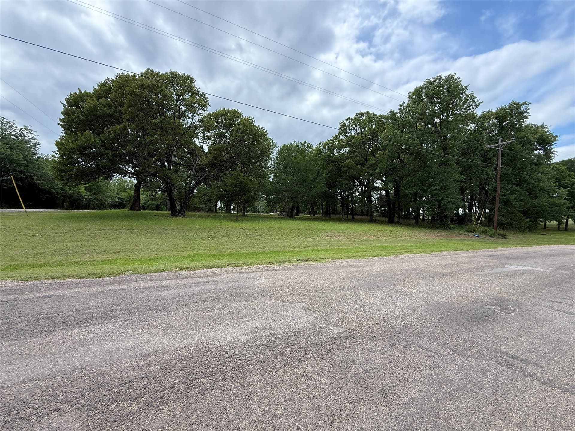 0.66 acres in Freestone County gallery image 4