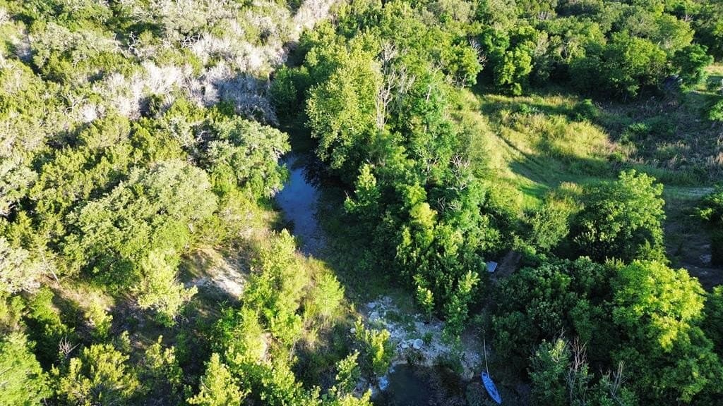 3.9 acres in Kerr County - photo 34