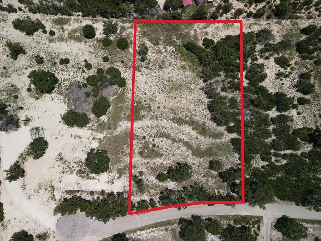 1.53 acres in Kerr County - photo 8