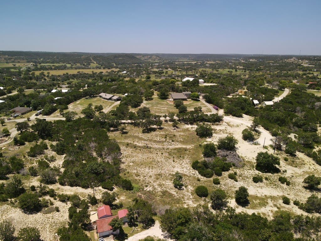 1.53 acres in Kerr County gallery image 4
