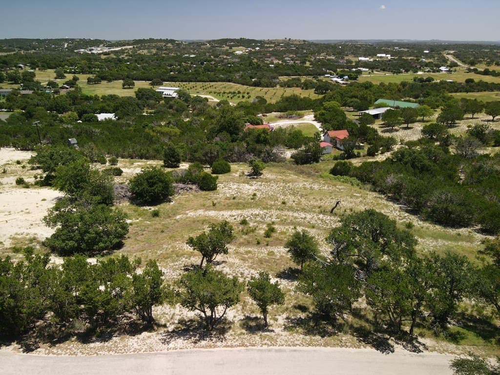 1.53 acres in Kerr County gallery image 2