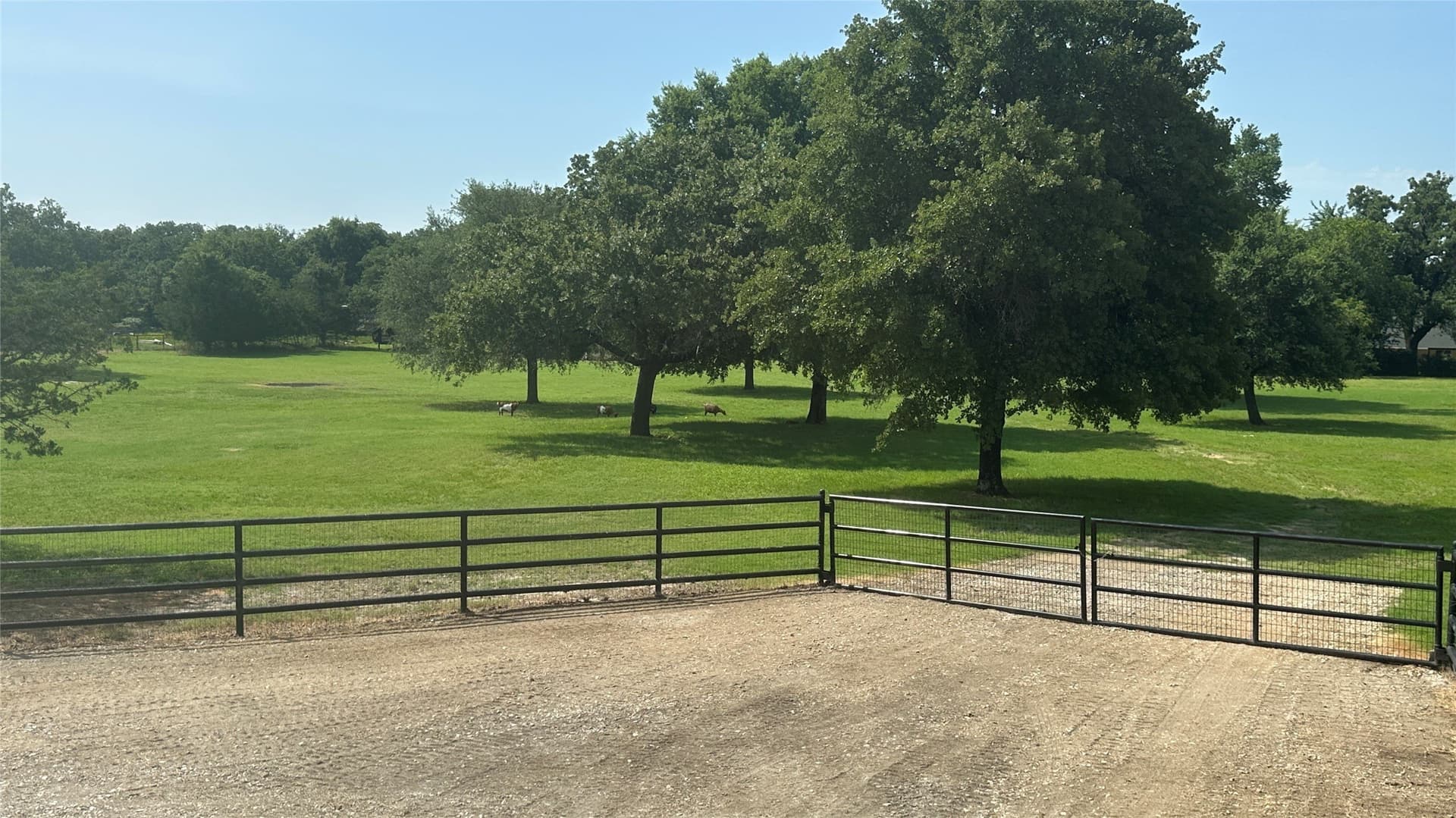 2.5 acres in Denton County