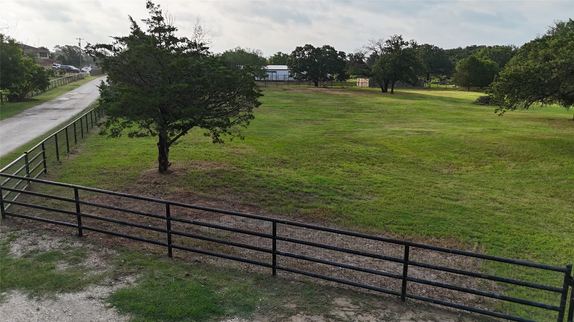 2.5 acres in Denton County gallery image 2
