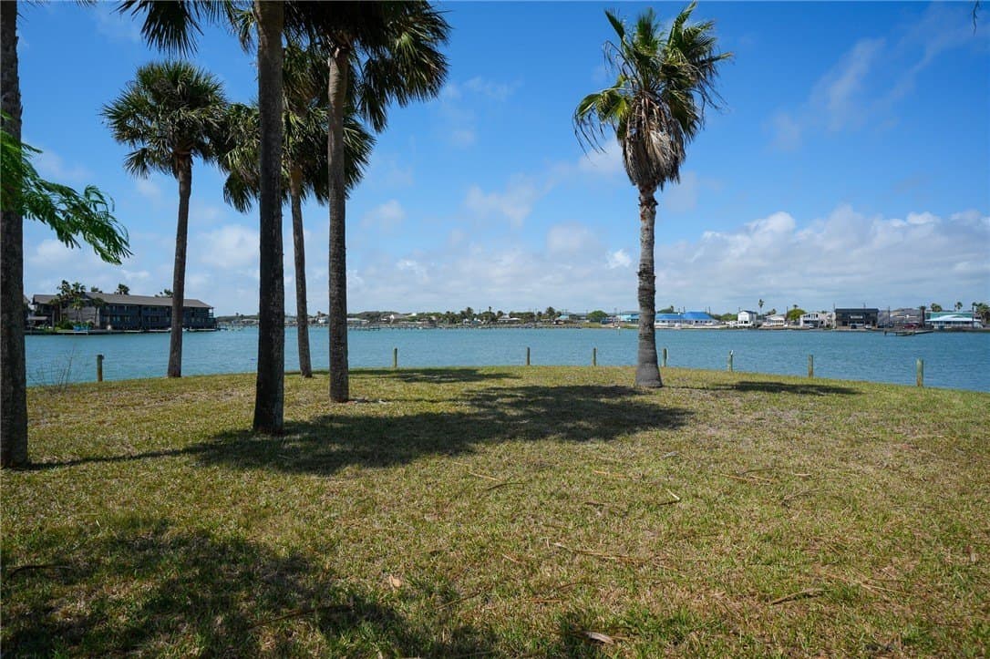 0.23 acres in Aransas County