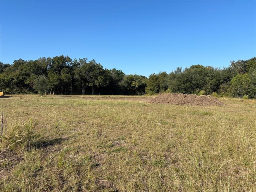 2 acres in Hood County gallery image 3