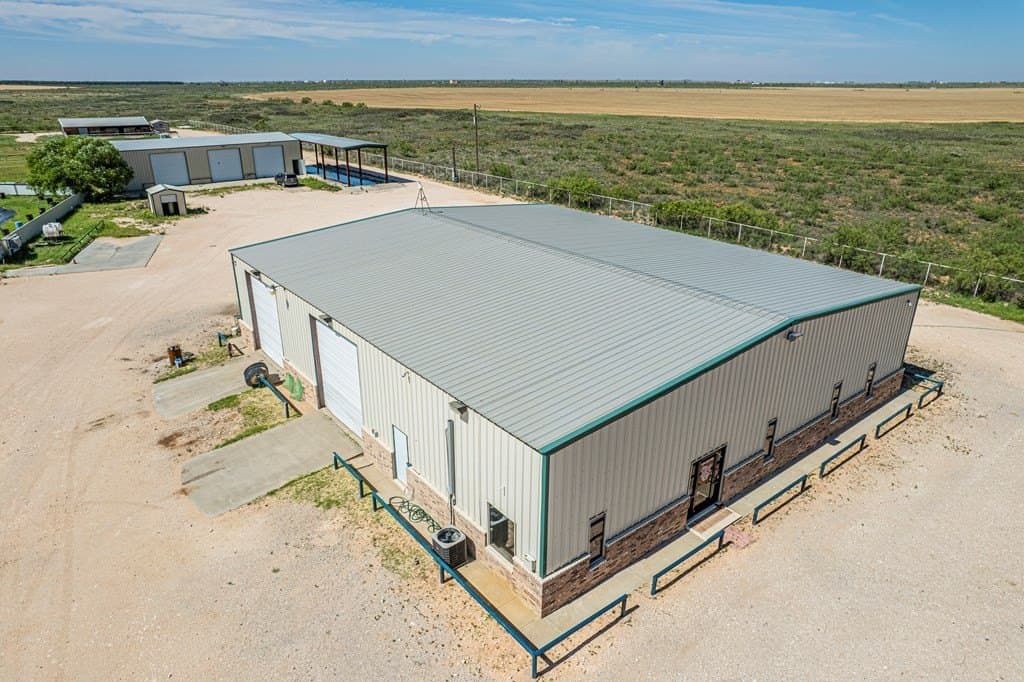 10 acres in Gaines County - photo 38