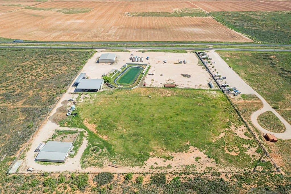 10 acres in Gaines County - photo 32