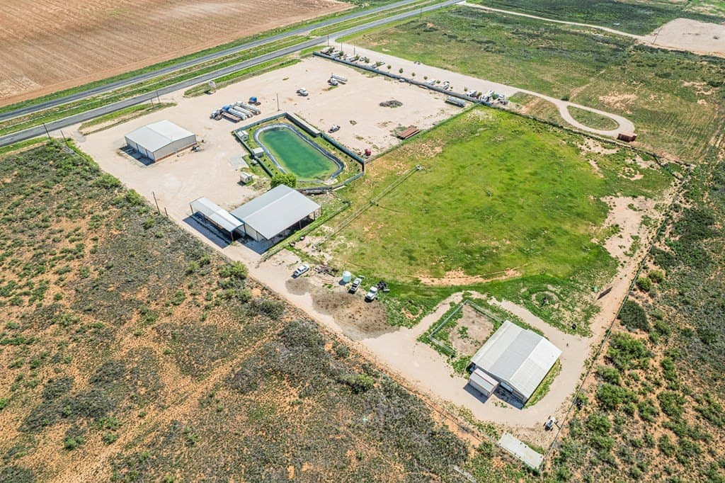 10 acres in Gaines County - photo 33