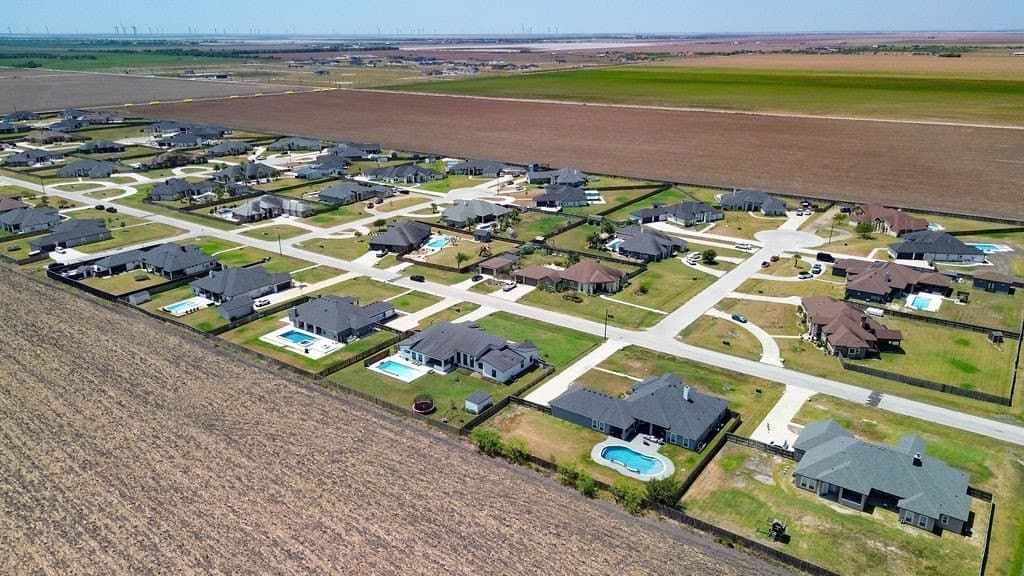 25,003 acres in Nueces County - photo 42